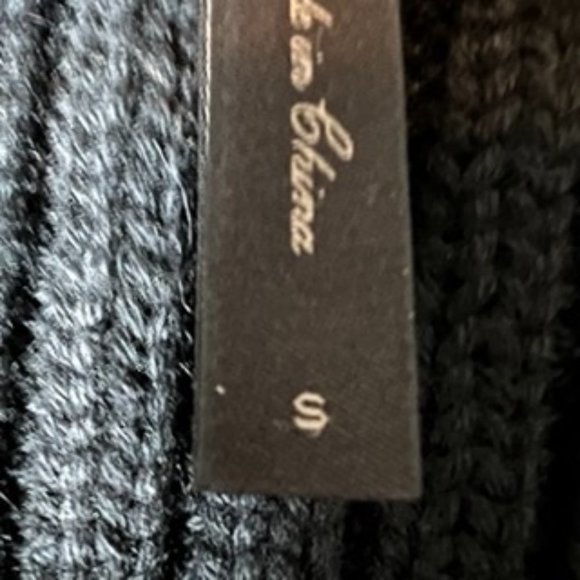 BCBGMAXAZRIA Real Fox Fur Vest, Size S - Picture 11 of 13